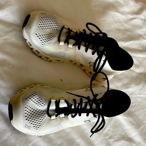 Womens on cloud sneakers